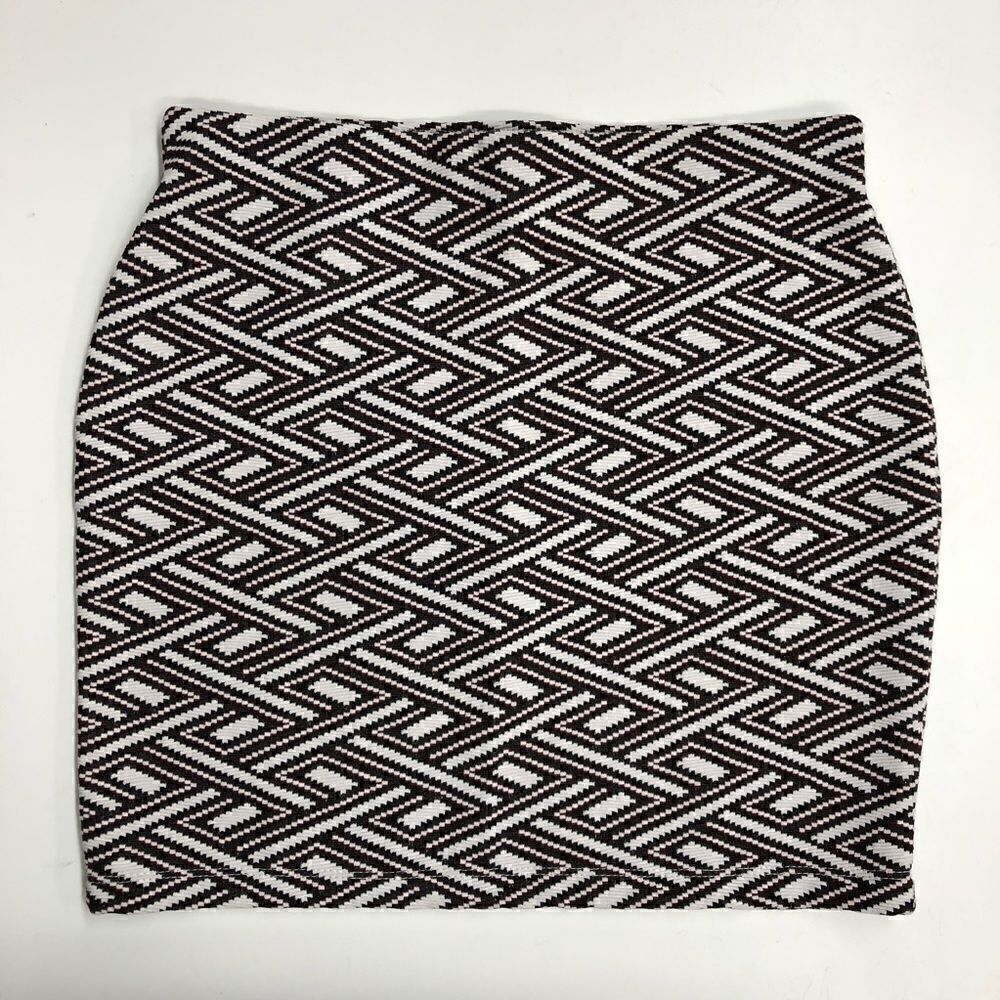 Zara  printed mini  skirt (S)
